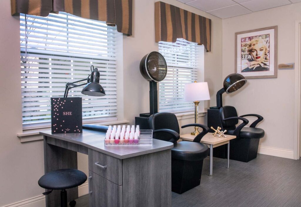 hair dresser